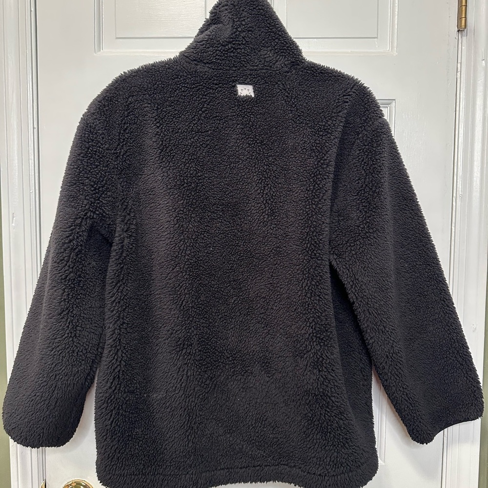 Varley Black Teddy Sherpa Jacket - Picture 8 of 9